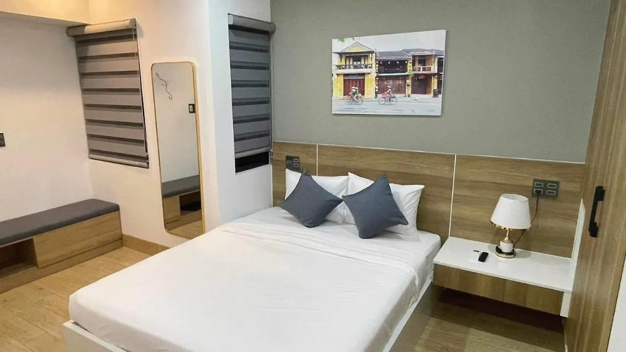First Studio Hotel Da Nang