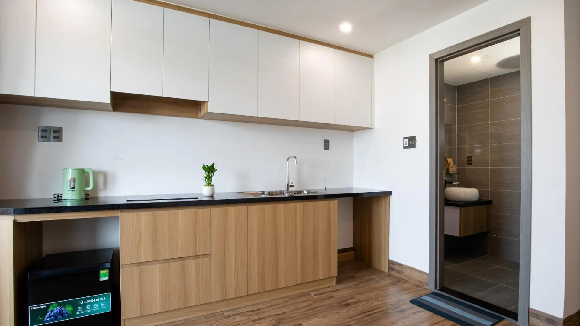 First Studio Hotel Da Nang