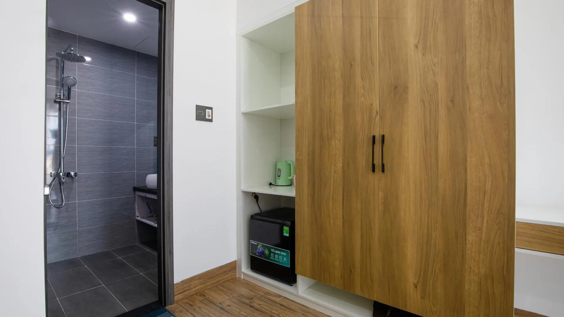 First Studio Hotel Da Nang