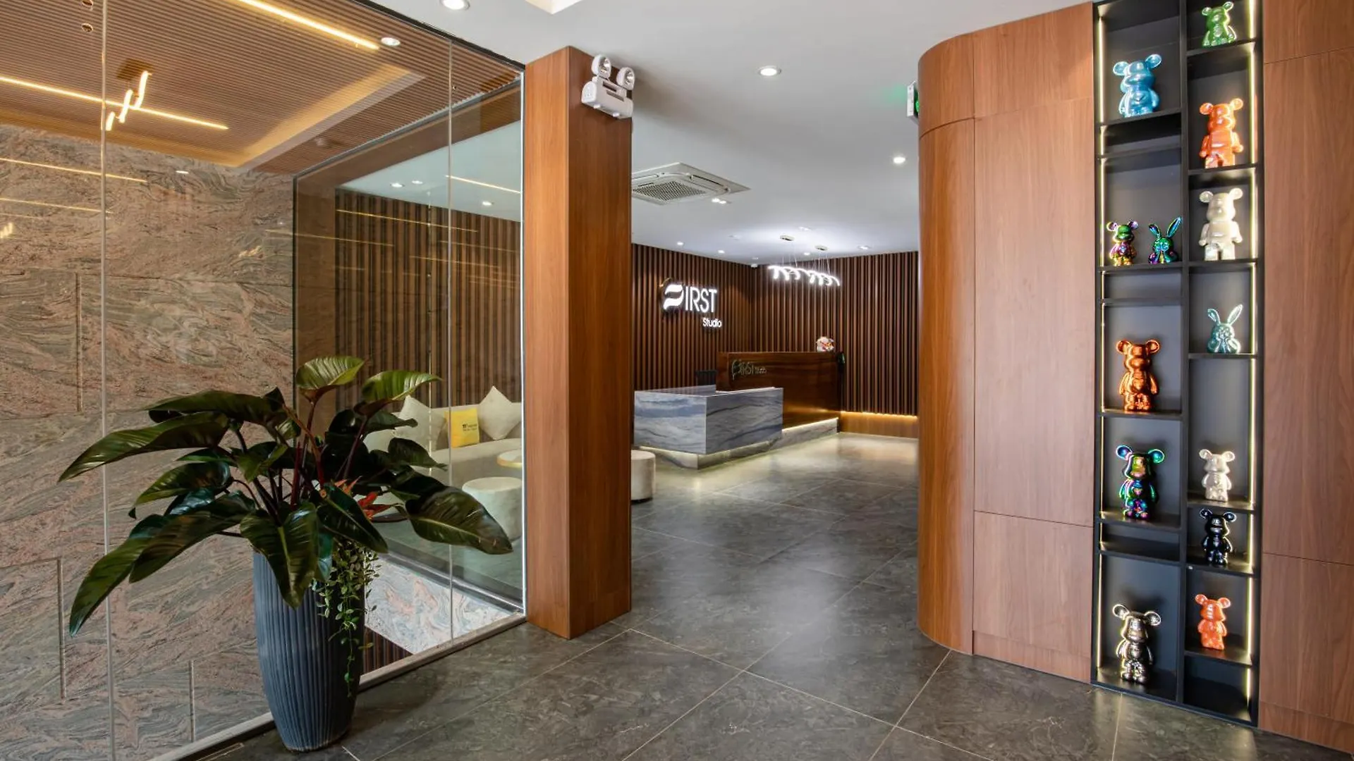 First Studio Hotel Da Nang