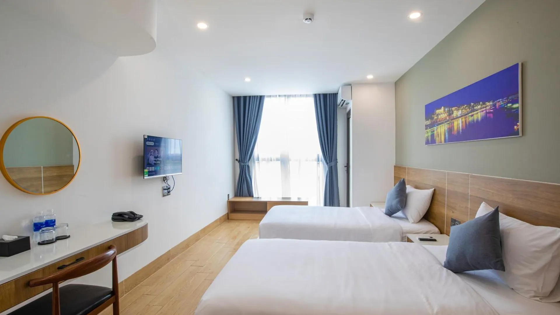 First Studio Hotel Da Nang